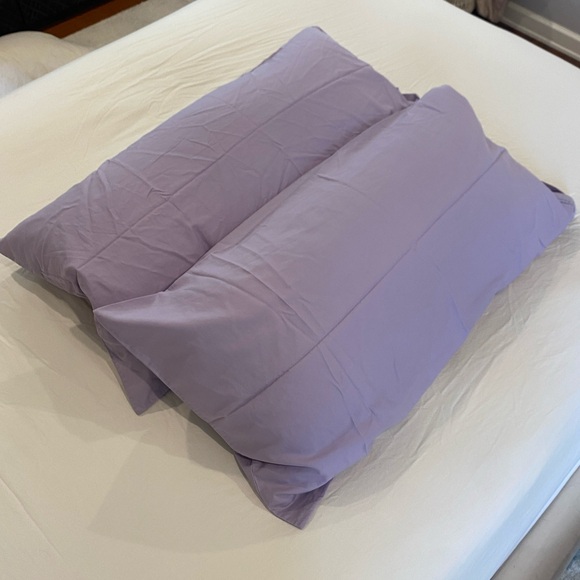 RALPH LAUREN Huntley Purple Sateen Pair of King Pillowcases - Picture 7 of 8